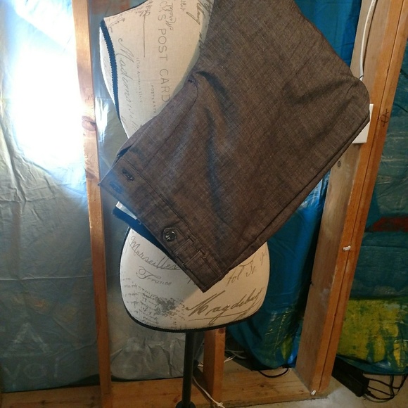 Capris - Picture 4 of 7